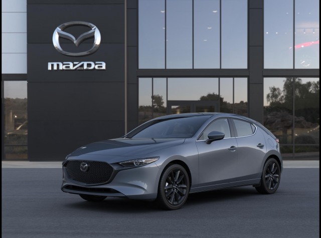New Mazda3 Hatchback For Sale in Milwaukee | Russ Darrow