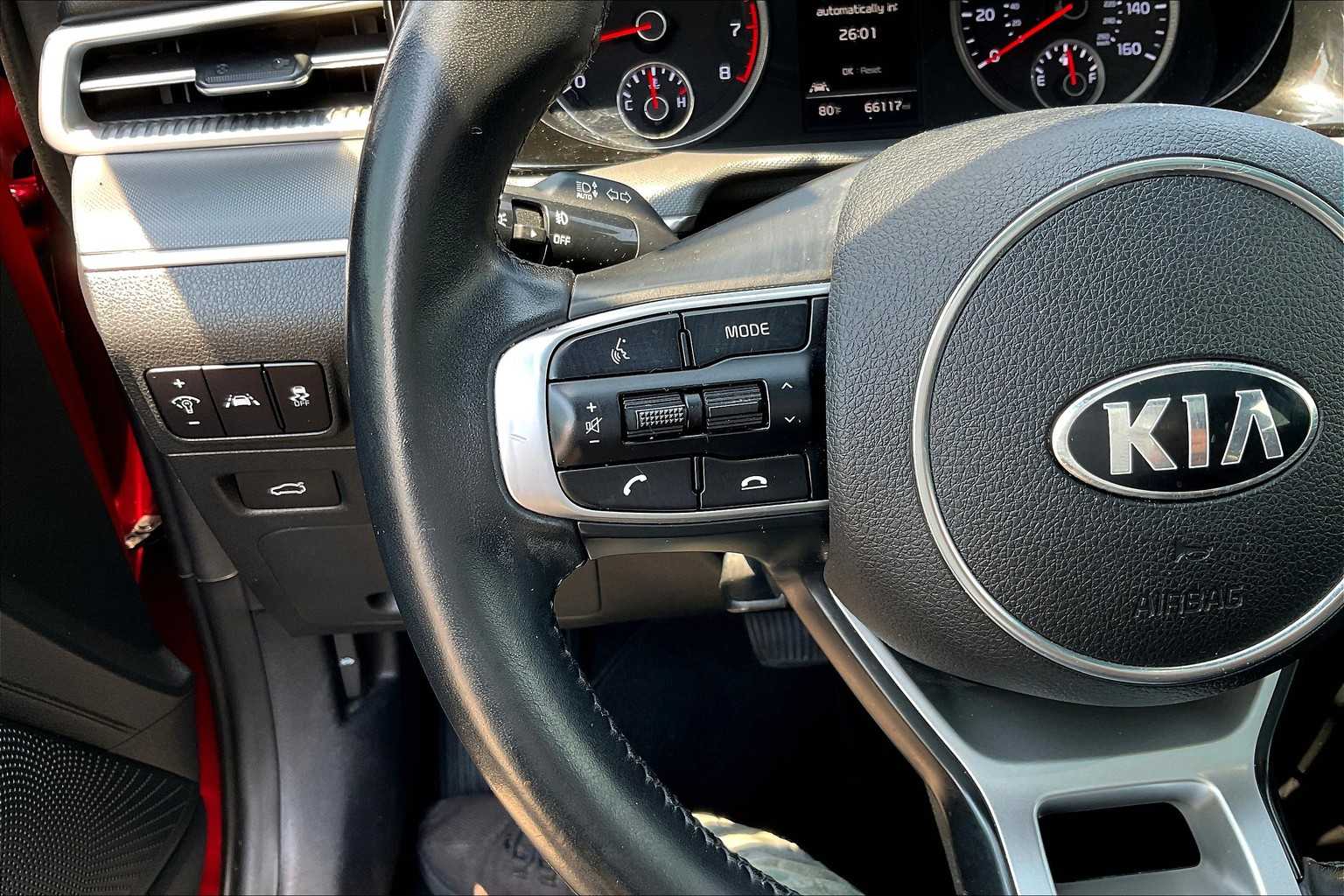2021 Kia K5 GT-Line photo 21