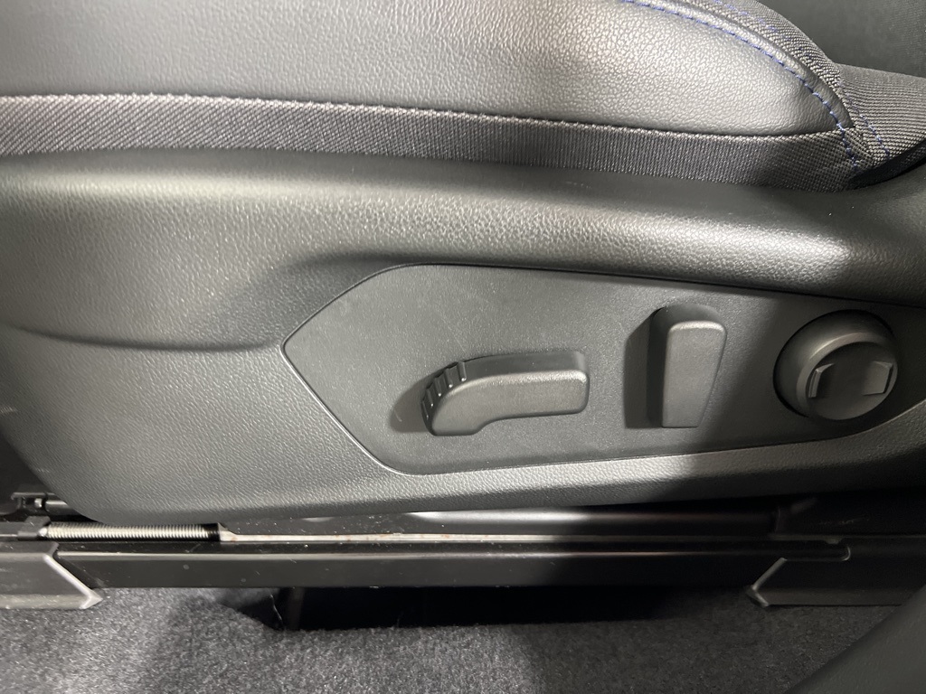 2025 Subaru Forester Premium Base photo 12