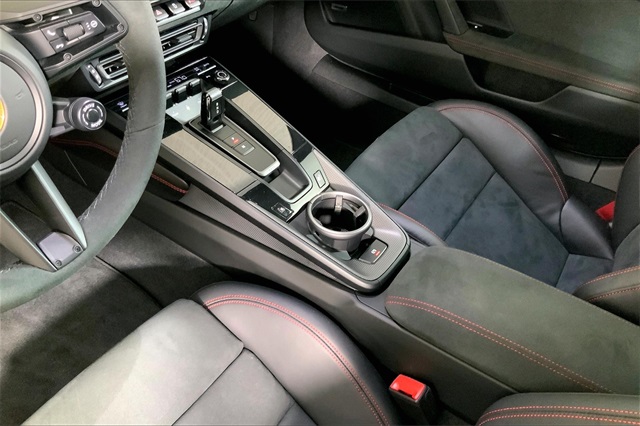 2024 Porsche 911 GTS photo 15
