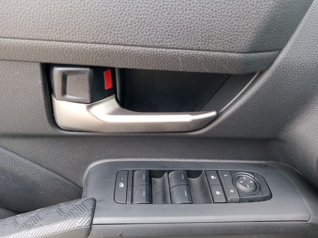 2024 Toyota Tacoma TRD Off-Road photo 24