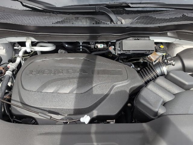2025 Honda Ridgeline Black Edition photo 17
