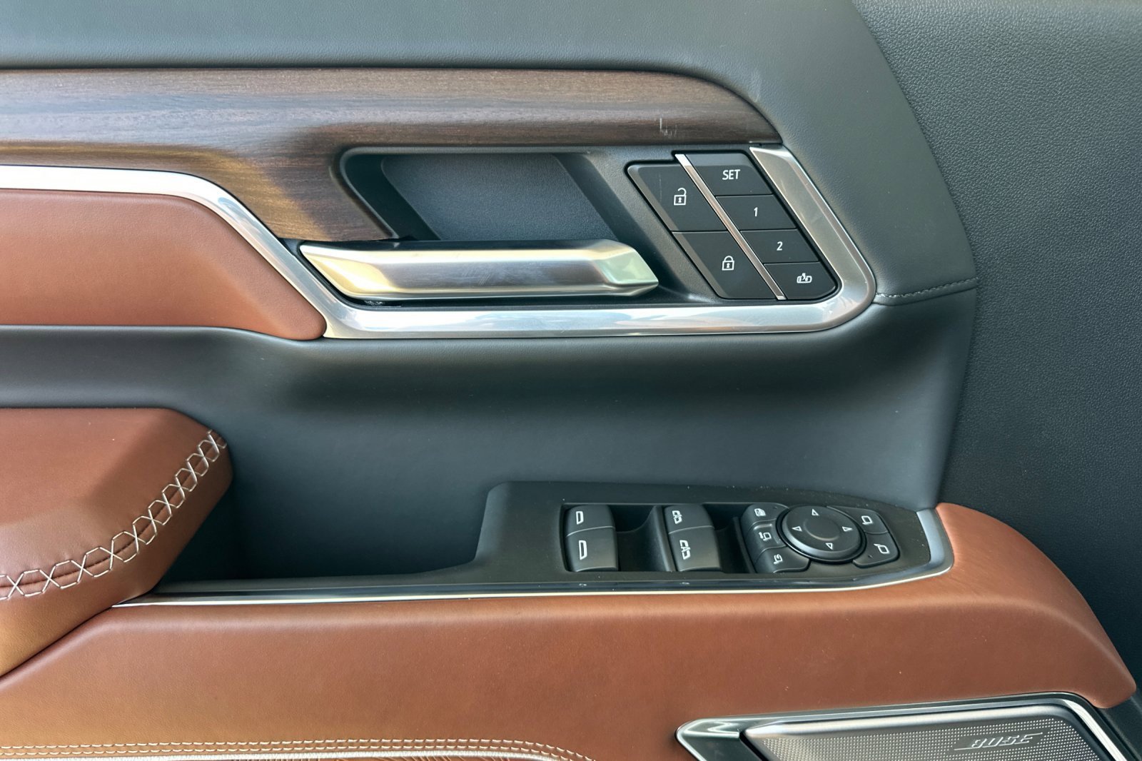 2025 Gmc Sierra 2500 HD Denali Ultimate photo 8