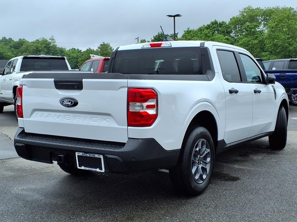 2025 Ford Maverick XLT photo 2