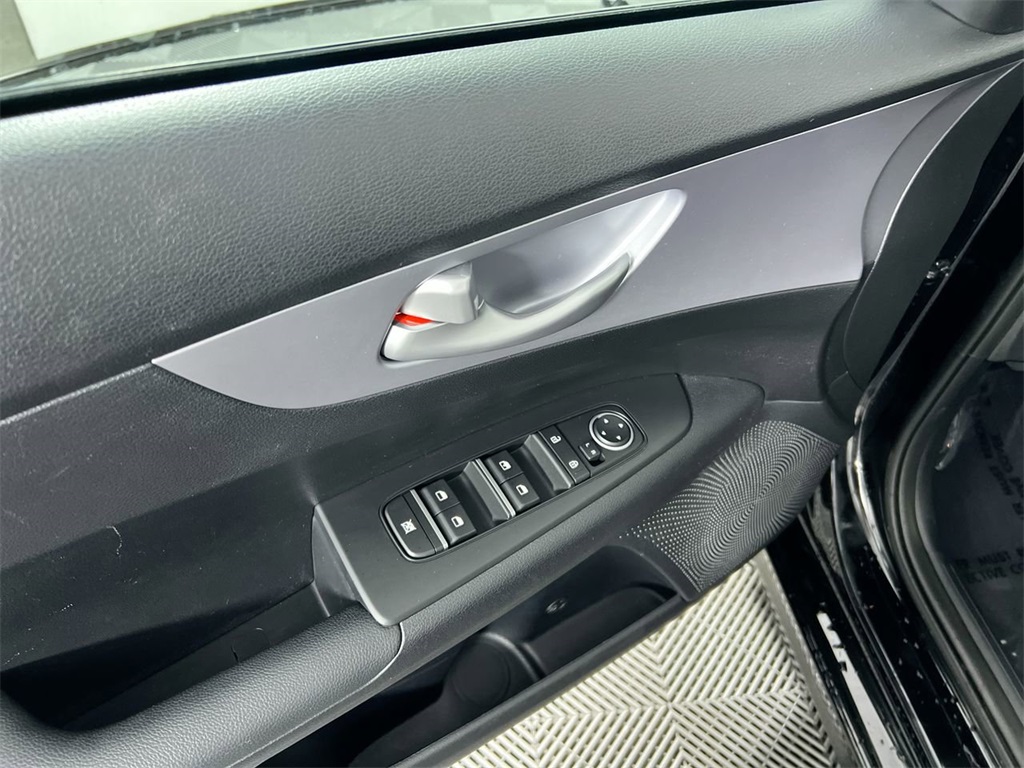 2024 Kia Forte LX photo 13