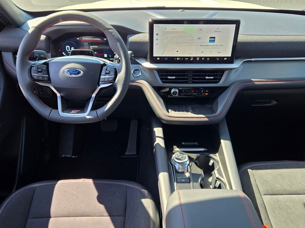 2025 Ford Explorer ST photo 20
