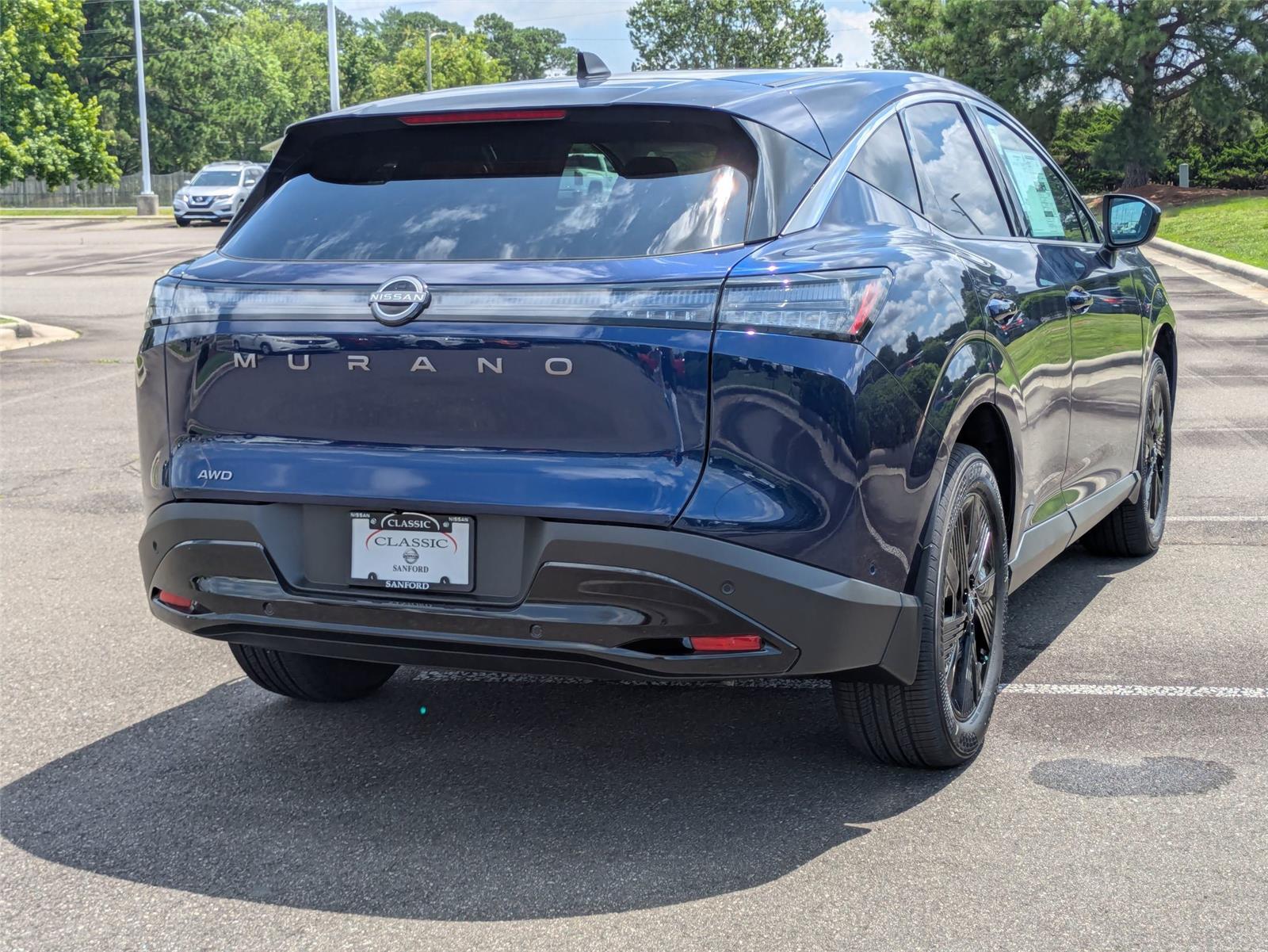 2025 Nissan Murano SV photo 3
