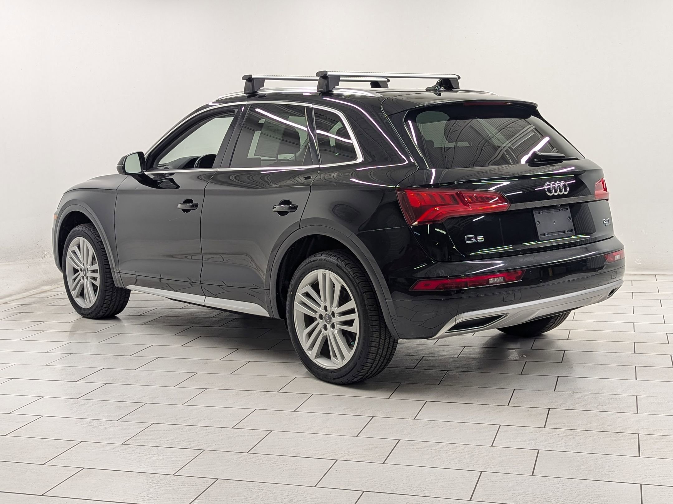 2018 Audi Q5 Premium Prestige photo 2