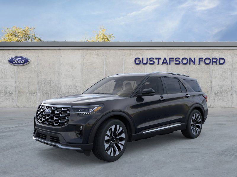 2026 Ford Explorer Platinum's photo
