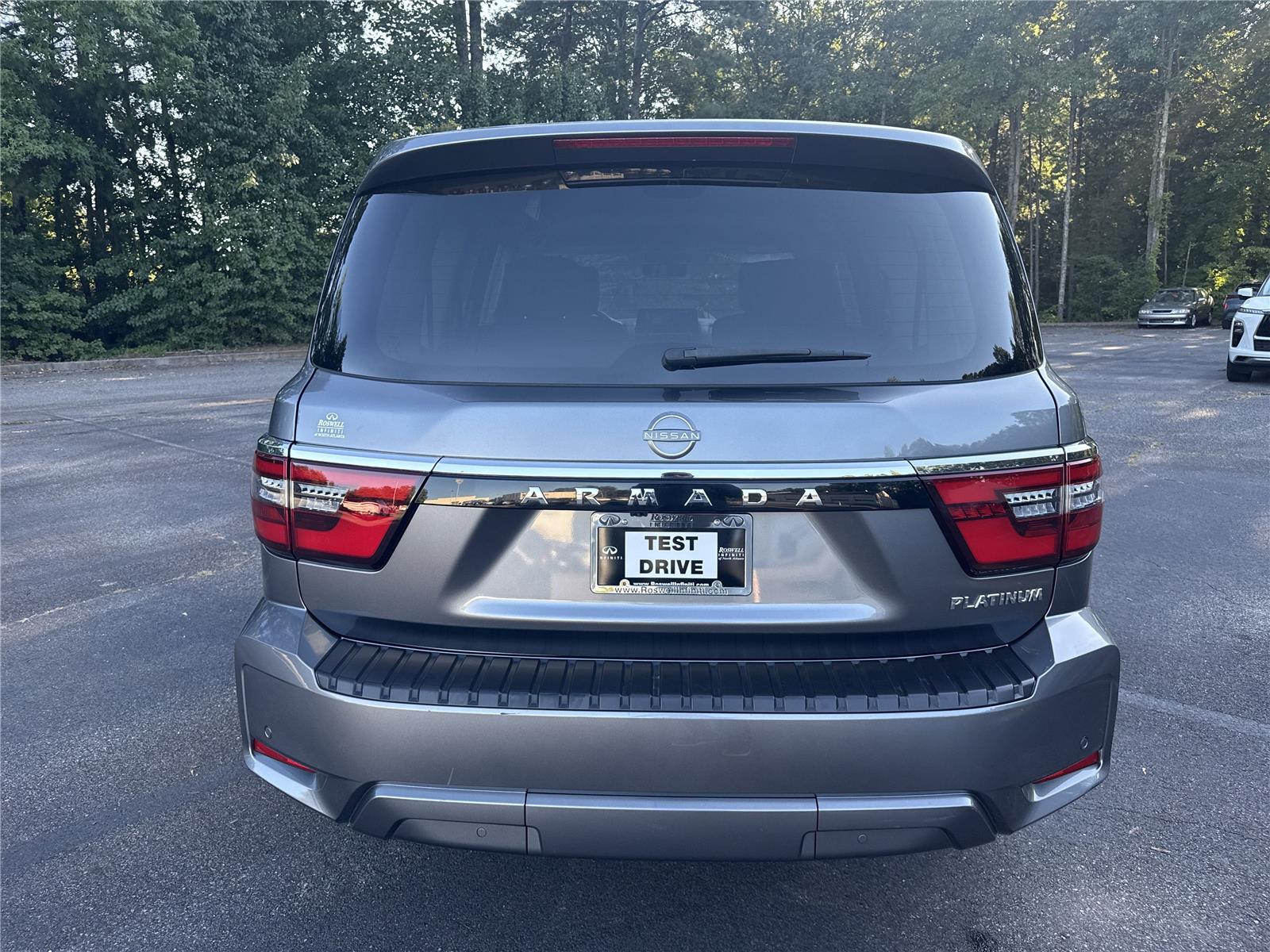 2022 Nissan Armada Platinum photo 6