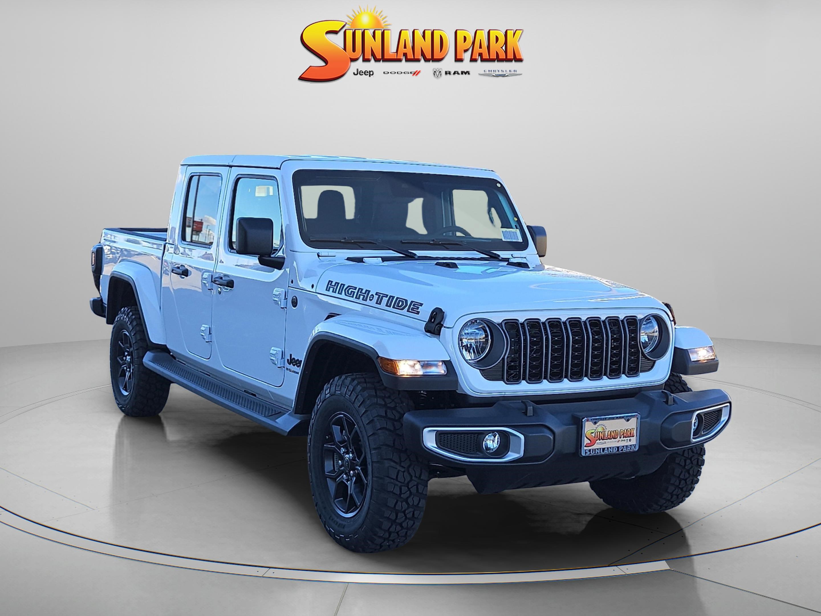 2025 Jeep Gladiator High Tide's photo