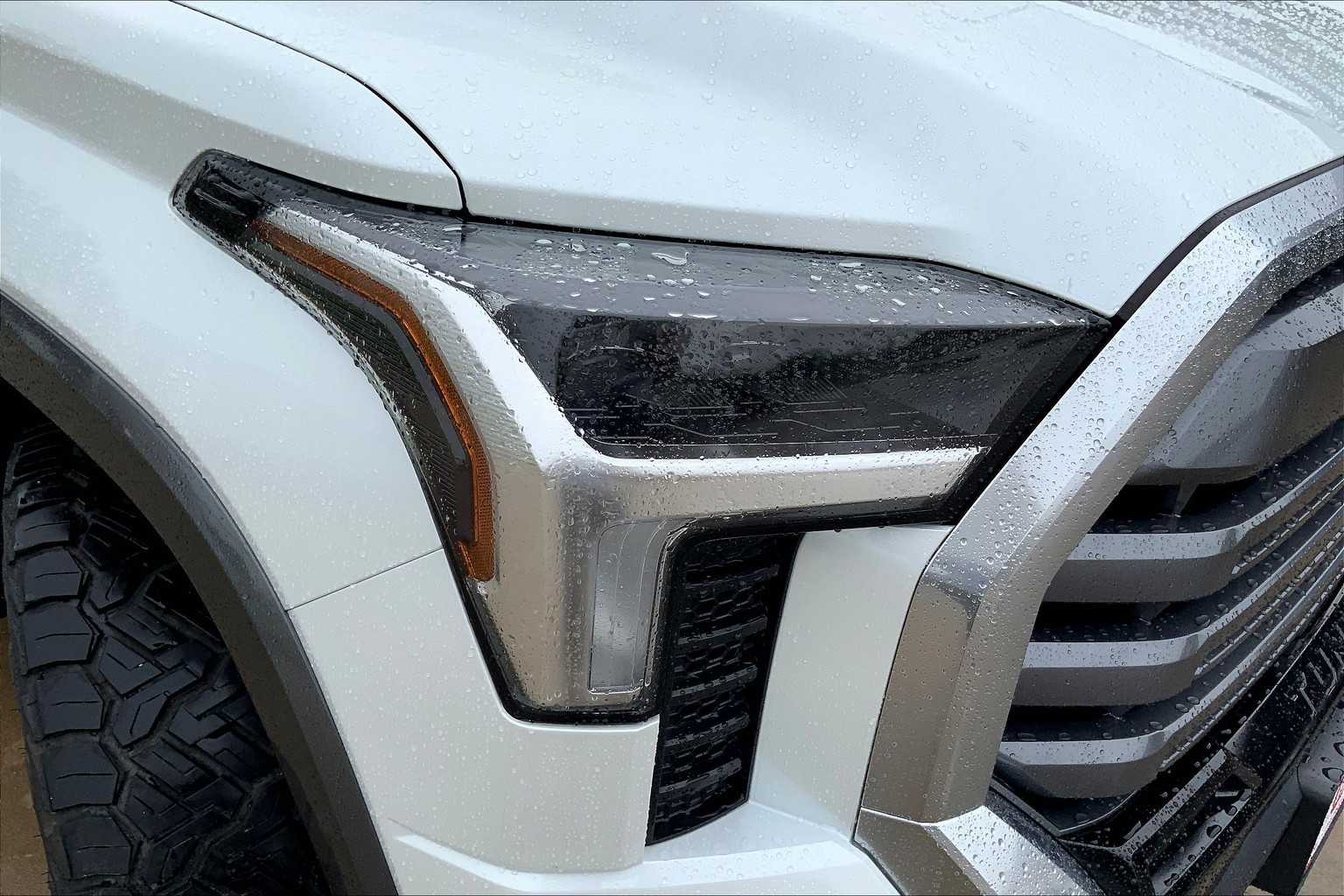 2023 Toyota Tundra Limited photo 23