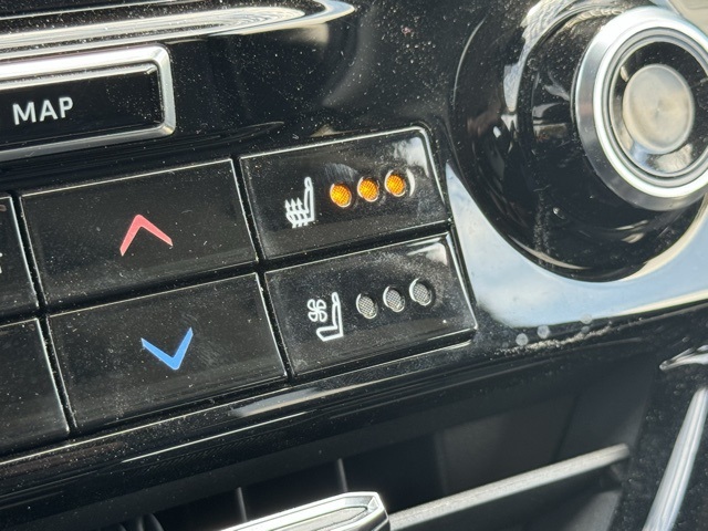 2021 Toyota Highlander Platinum photo 22
