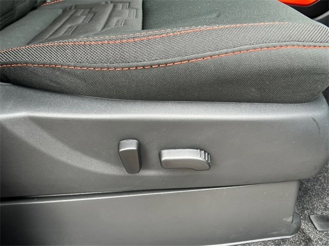 2025 Nissan Frontier PRO-4X photo 14