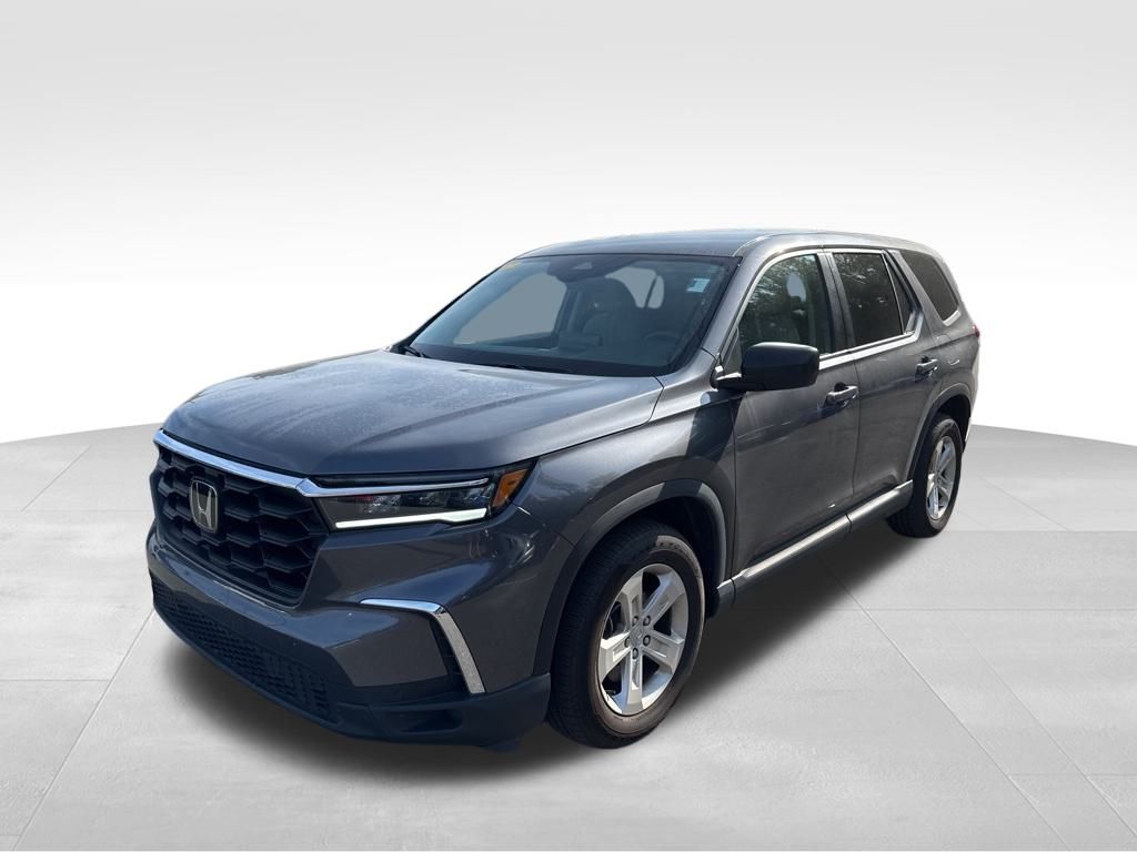 2023 Honda Pilot LX photo 2