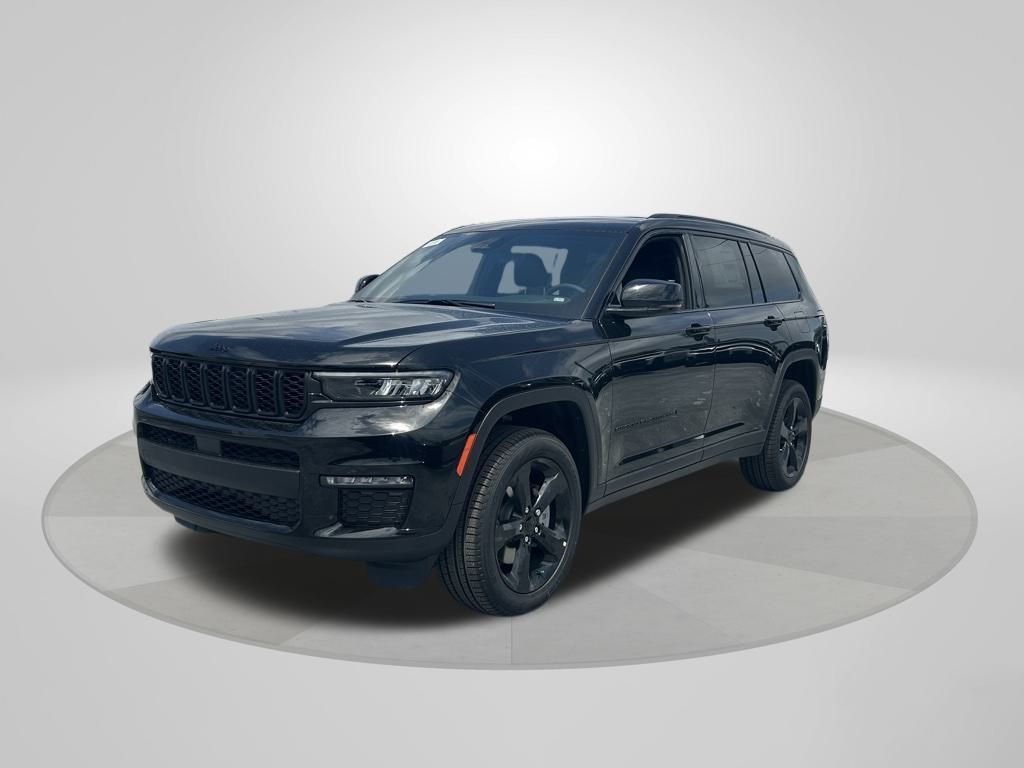 2025 Jeep Grand Cherokee Limited photo 2