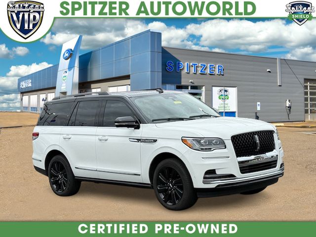 2024 Lincoln Navigator Black Label's photo