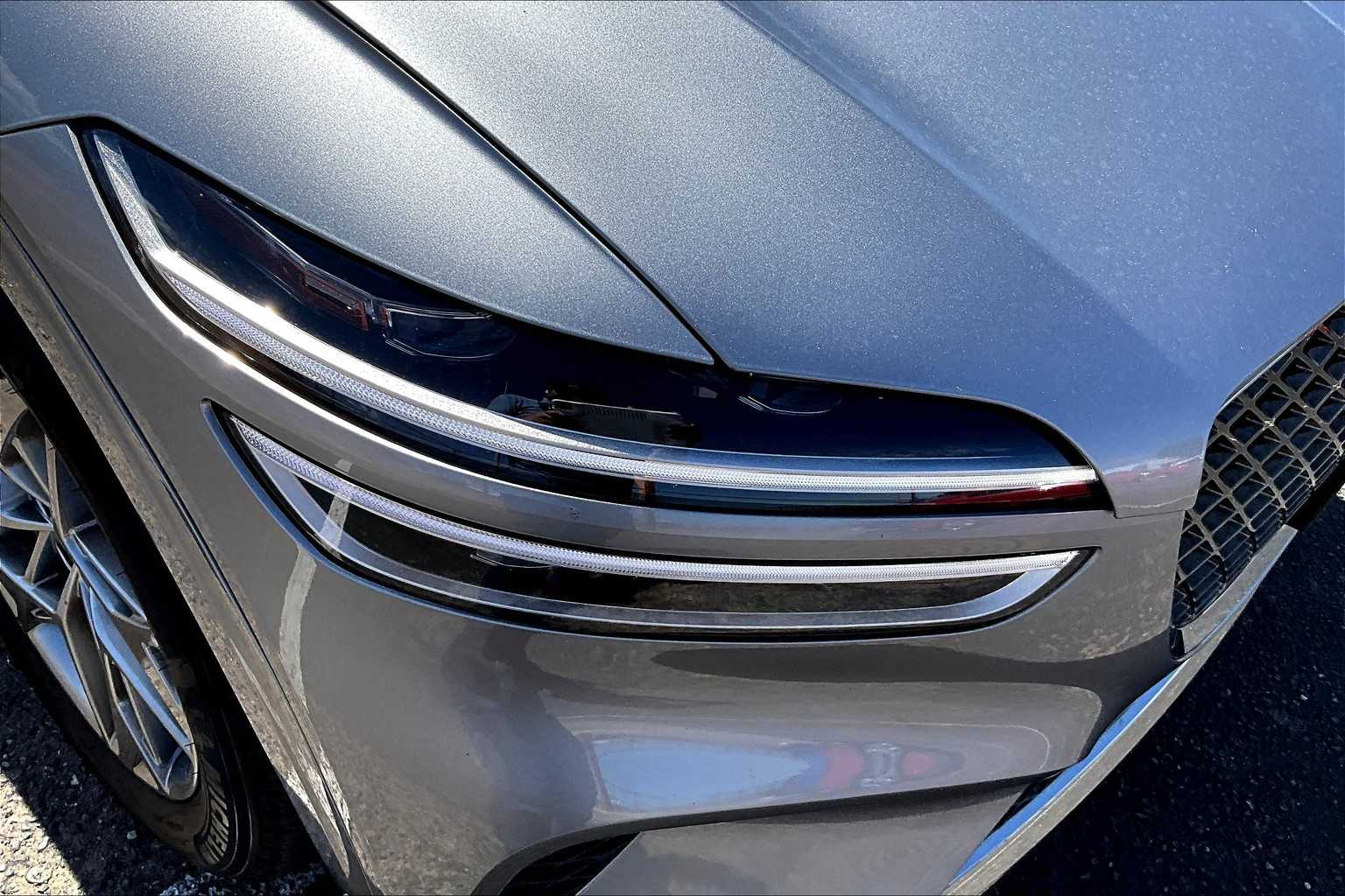 2024 Genesis GV70 2.5T photo 23