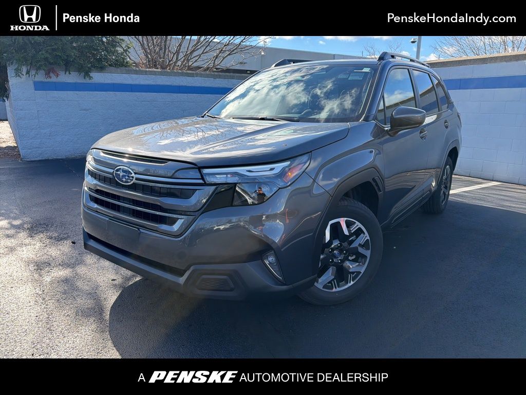 2025 Subaru Forester Premium's photo