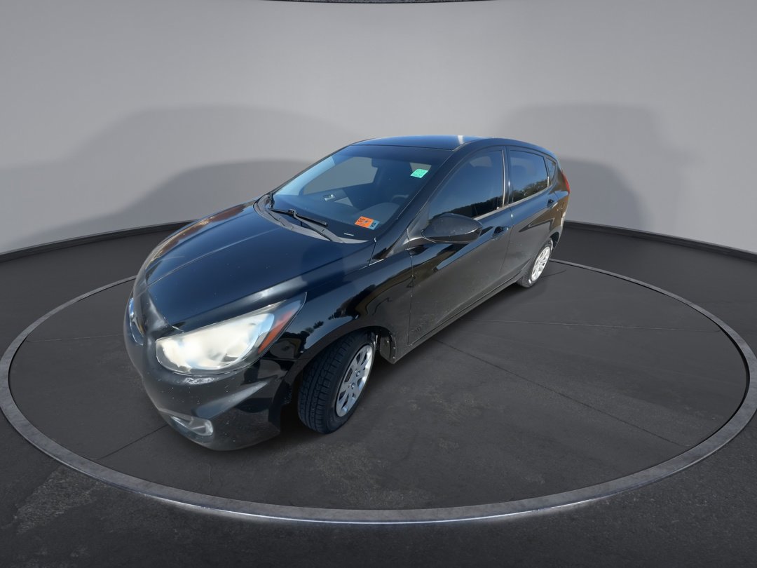 2012 Hyundai Accent GS photo 4
