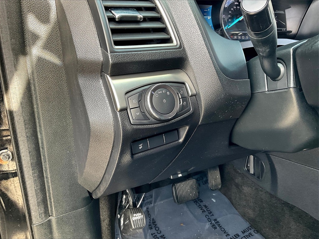 2018 Ford Explorer XLT photo 26
