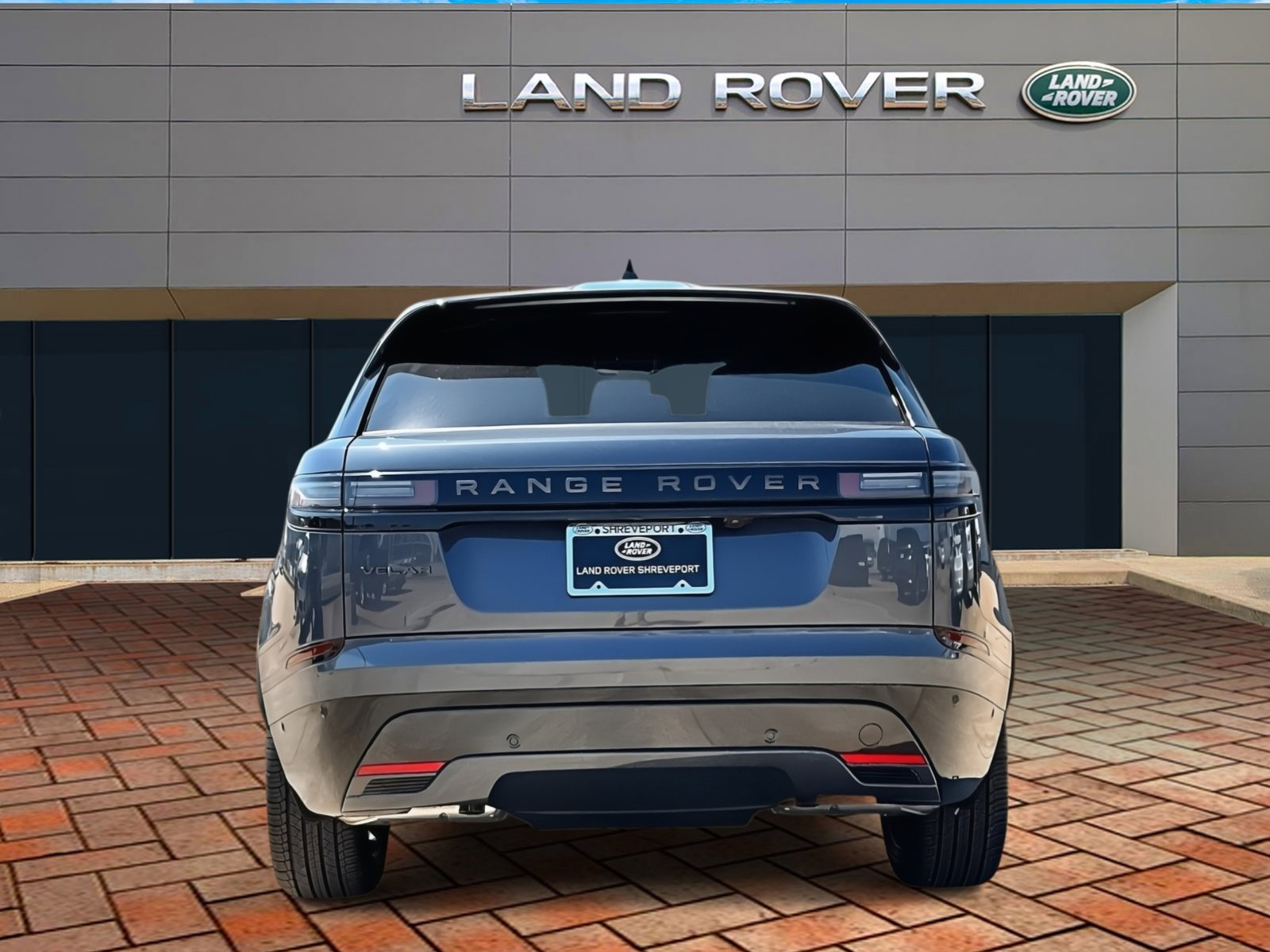 2026 Land Rover Range Rover Velar SE photo 3