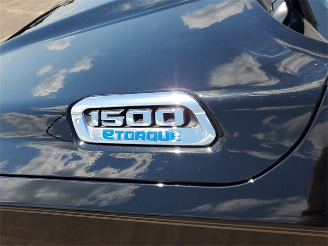 2025 Ram 1500 Tradesman photo 8