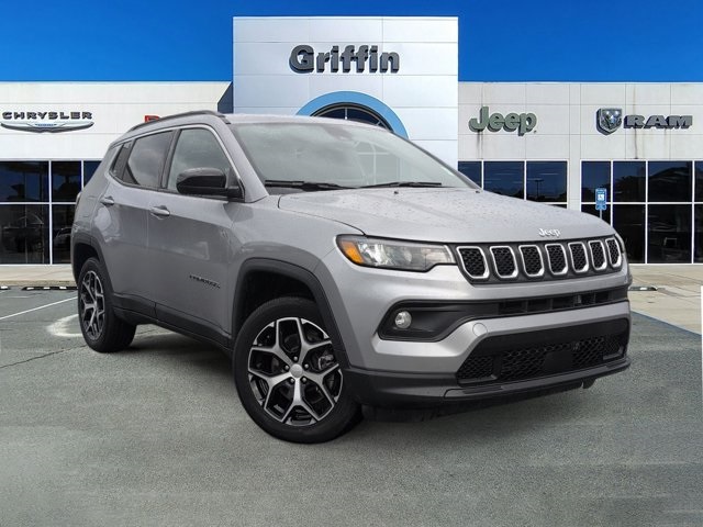 2024 Jeep Compass Latitude's photo