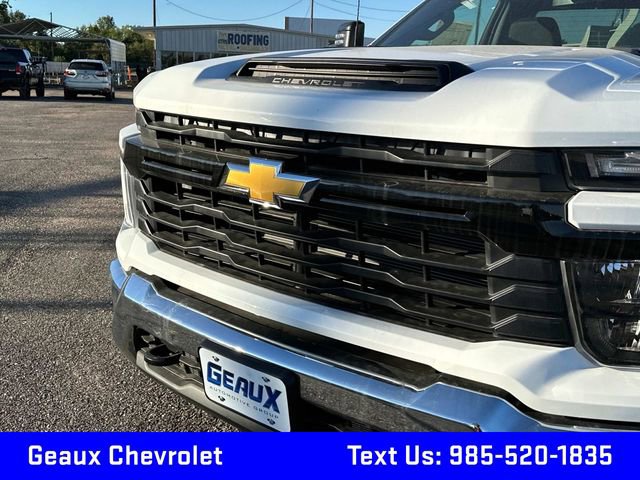 2024 Chevrolet Silverado 3500HD photo 3