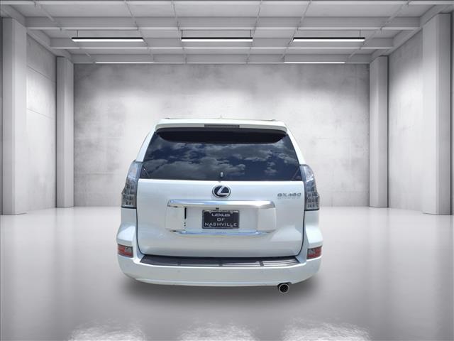 2023 Lexus GX 460 Premium photo 4