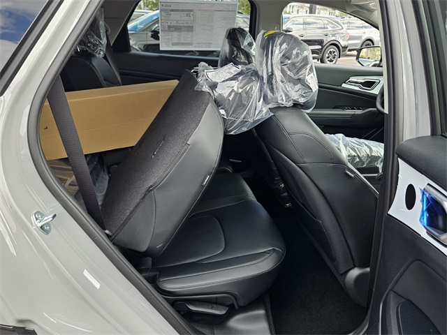 2026 Kia Sportage EX photo 10