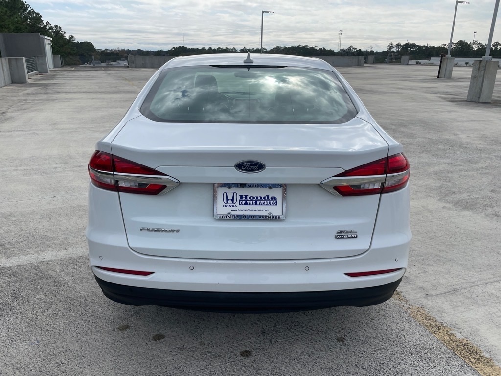 2020 Ford Fusion Hybrid SEL photo 4