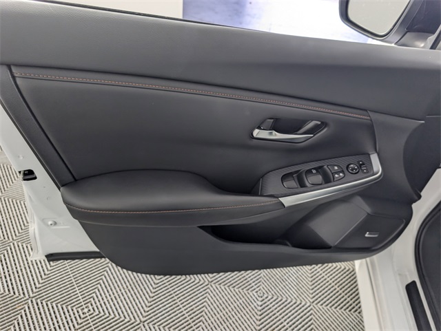 2022 Nissan Sentra SR photo 17