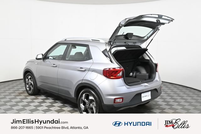 2023 Hyundai Venue SEL photo 26