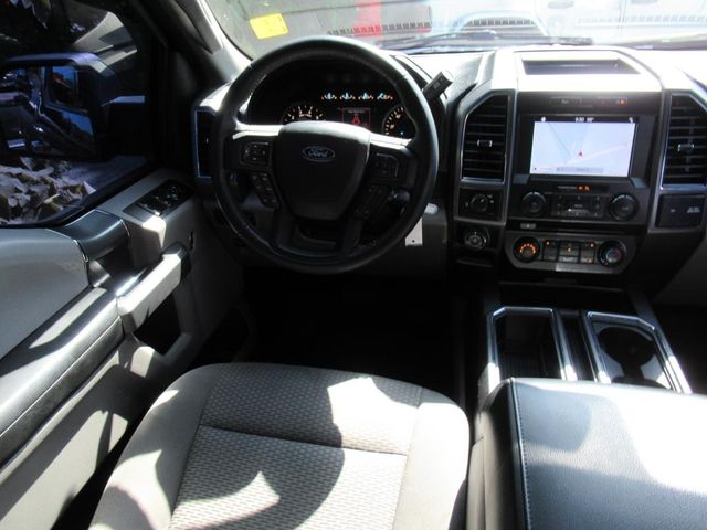 2018 Ford F-150 XLT photo 12