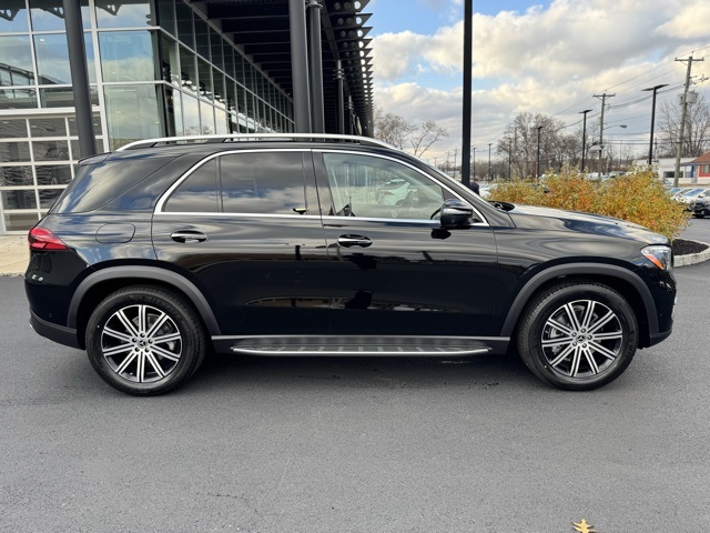 2026 Mercedes Benz GLE 350 4MATIC photo 2