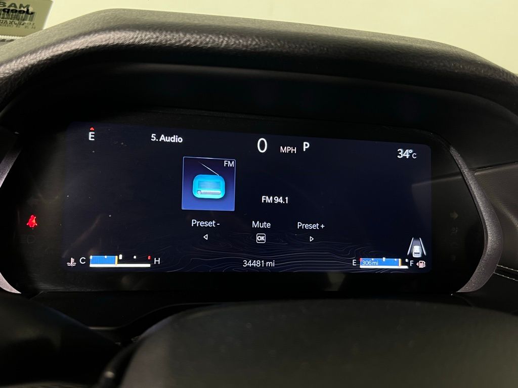 2024 Jeep Grand Cherokee Altitude photo 10