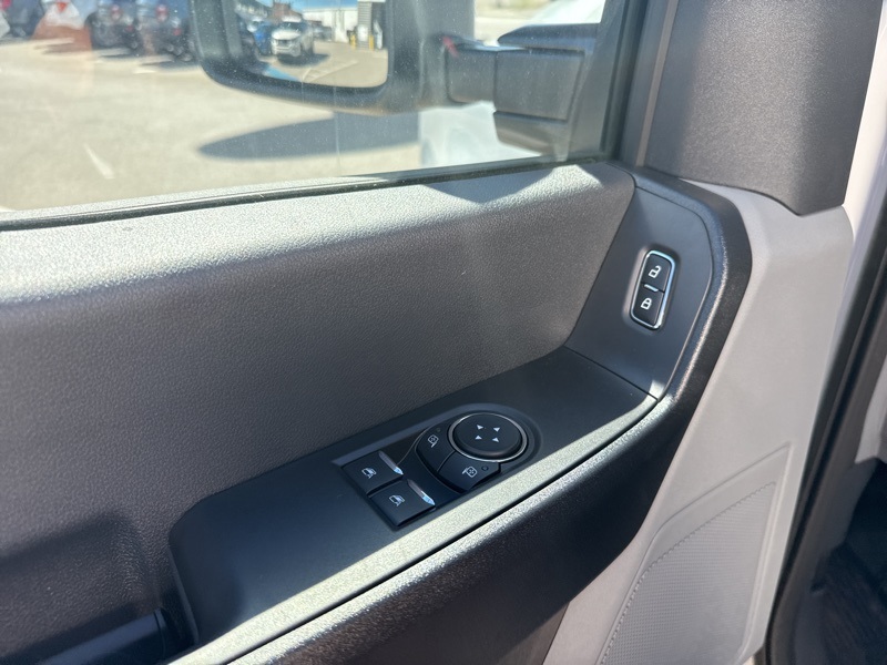 2025 Ford F-350 XL photo 16