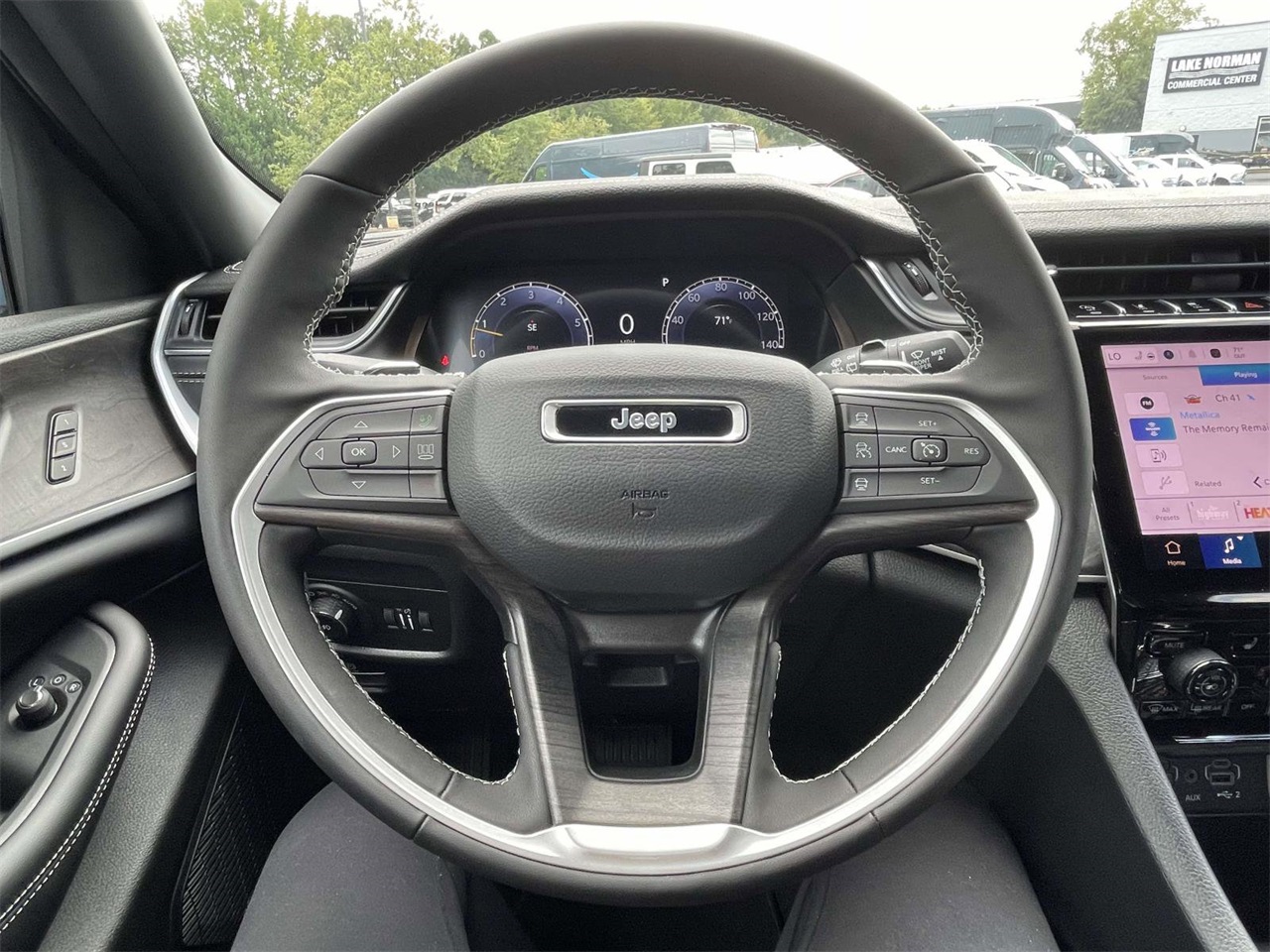 2025 Jeep Grand Cherokee Limited photo 25