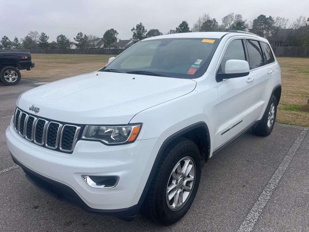 2019 Jeep Grand Cherokee Laredo E's photo