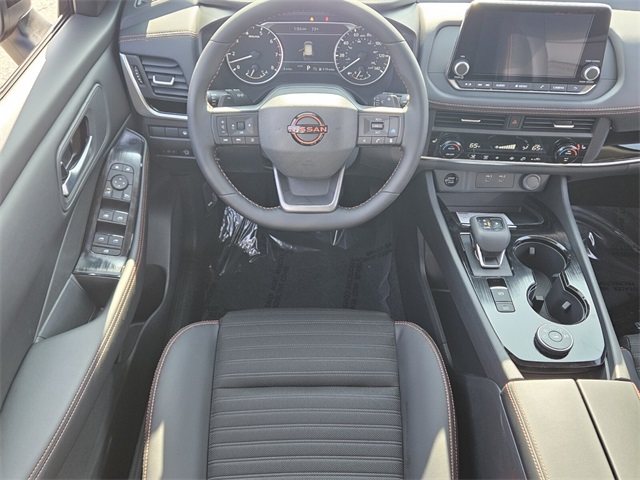 2026 Nissan Rogue SV photo 3