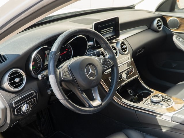 2018 Mercedes Benz C 300 photo 4