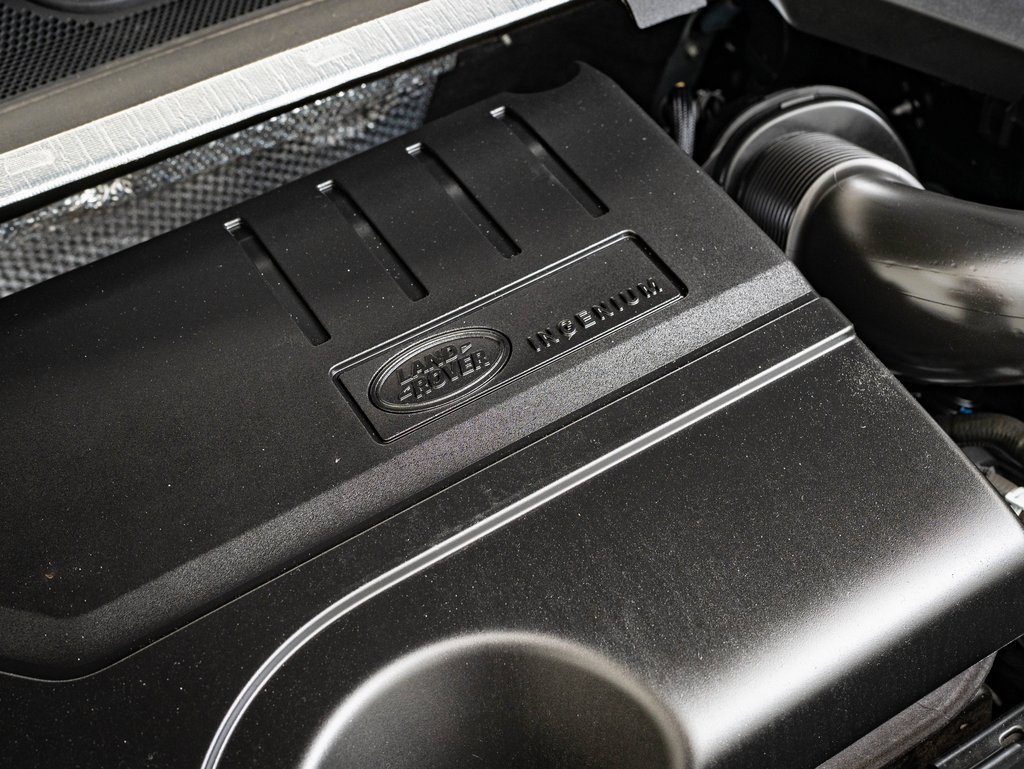 2022 Land Rover Discovery Sport SE photo 32