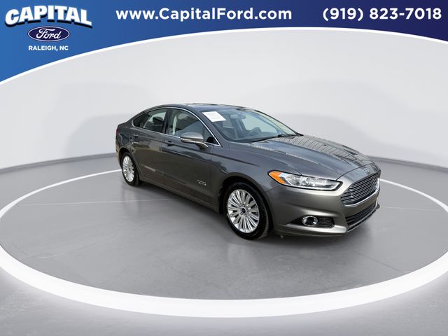 2014 Ford Fusion Energi SE photo 2