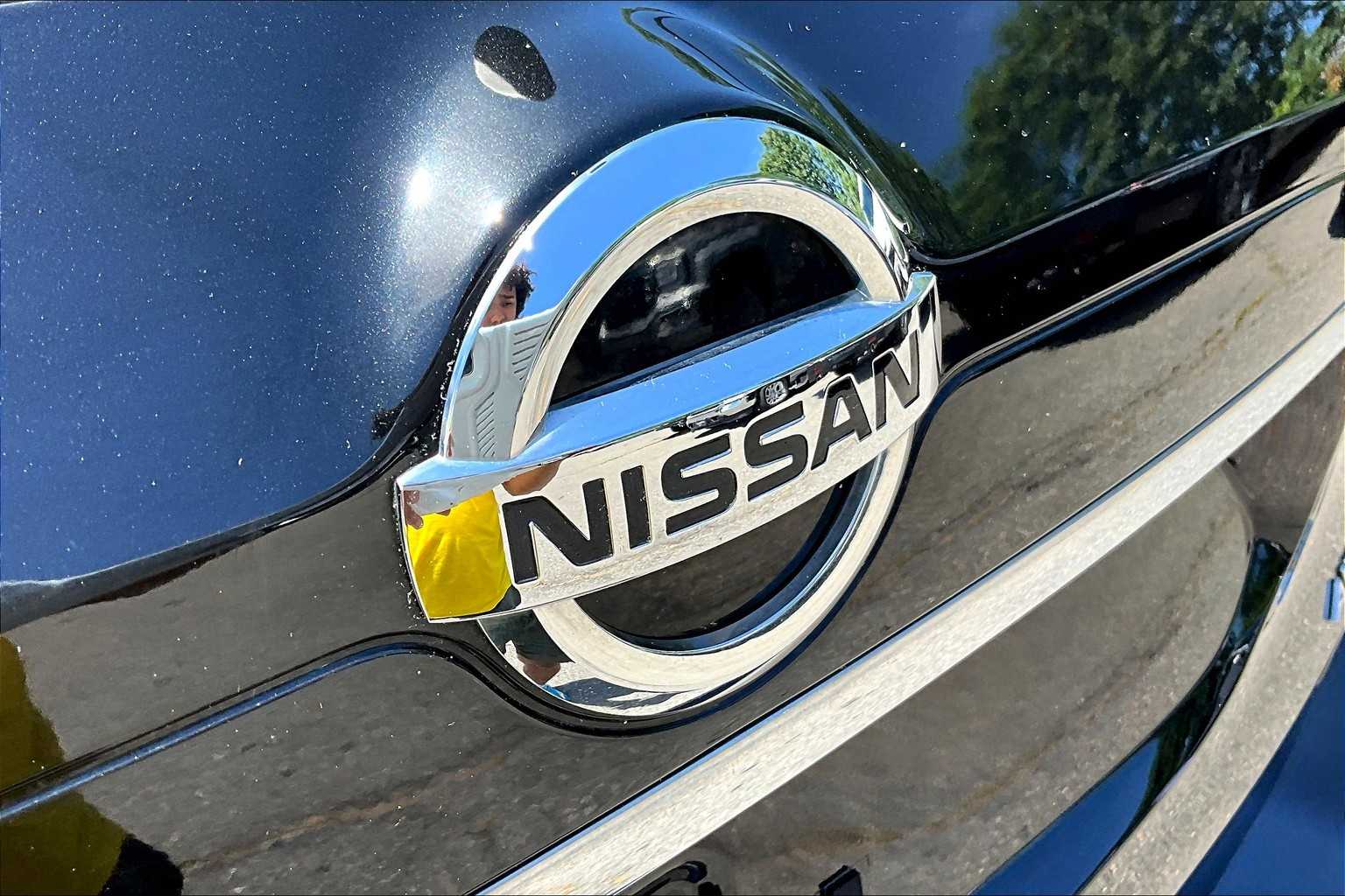2020 Nissan Rogue S photo 27