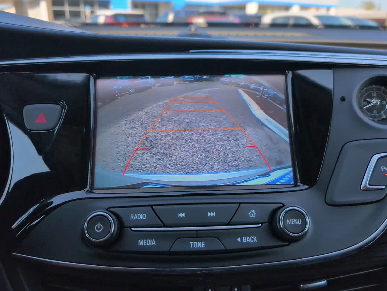 2018 Buick Envision Essence photo 23