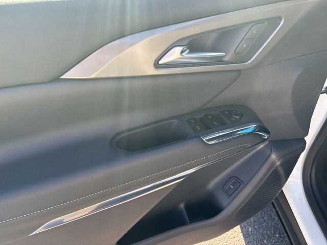 2026 Chevrolet Traverse photo 16