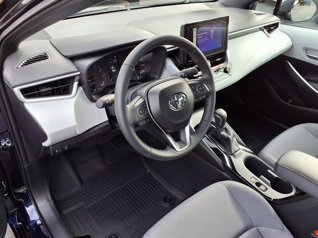 2025 Toyota Corolla SE photo 13