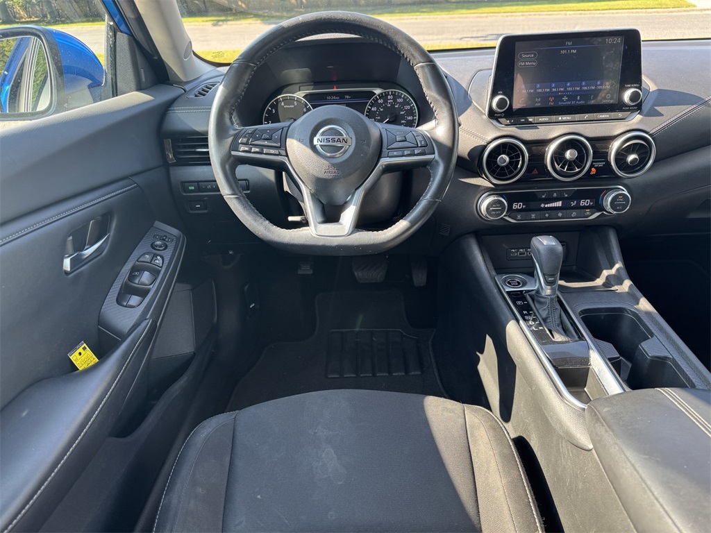 2022 Nissan Sentra SV photo 13
