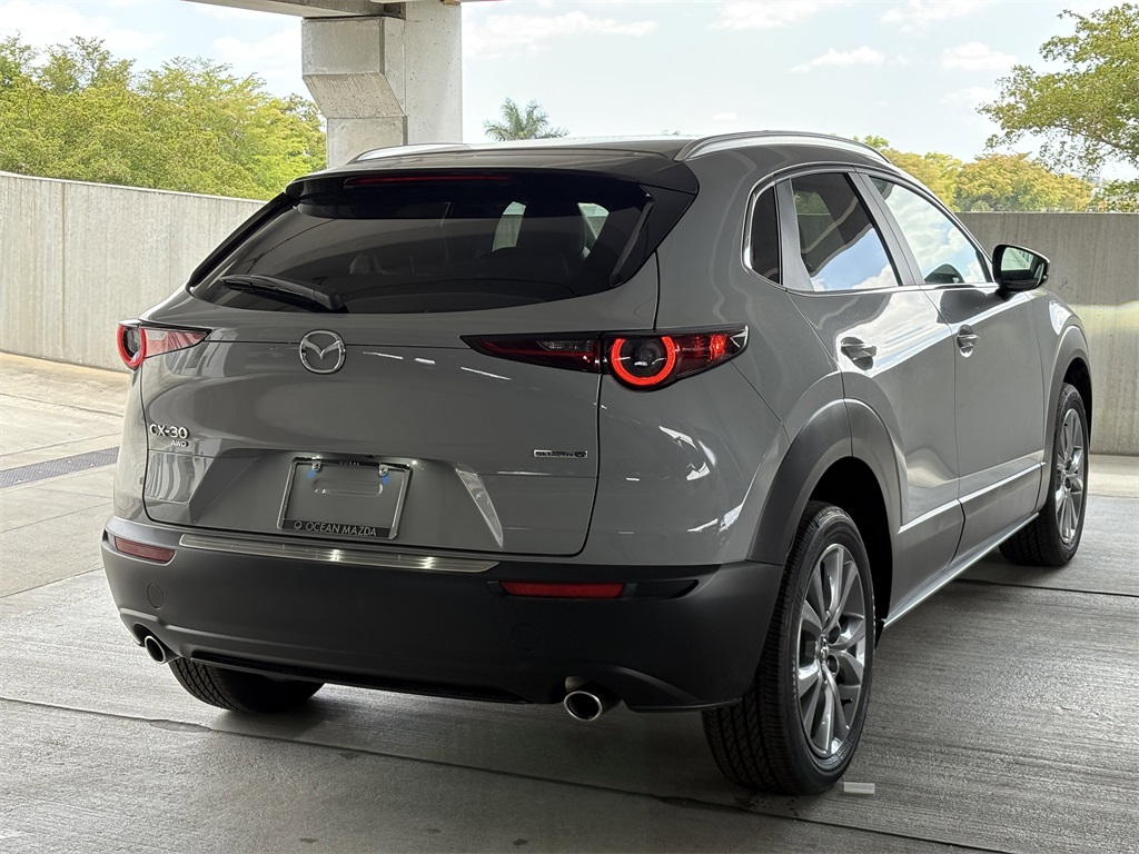 2025 Mazda CX-30 2.5 S Preferred photo 3